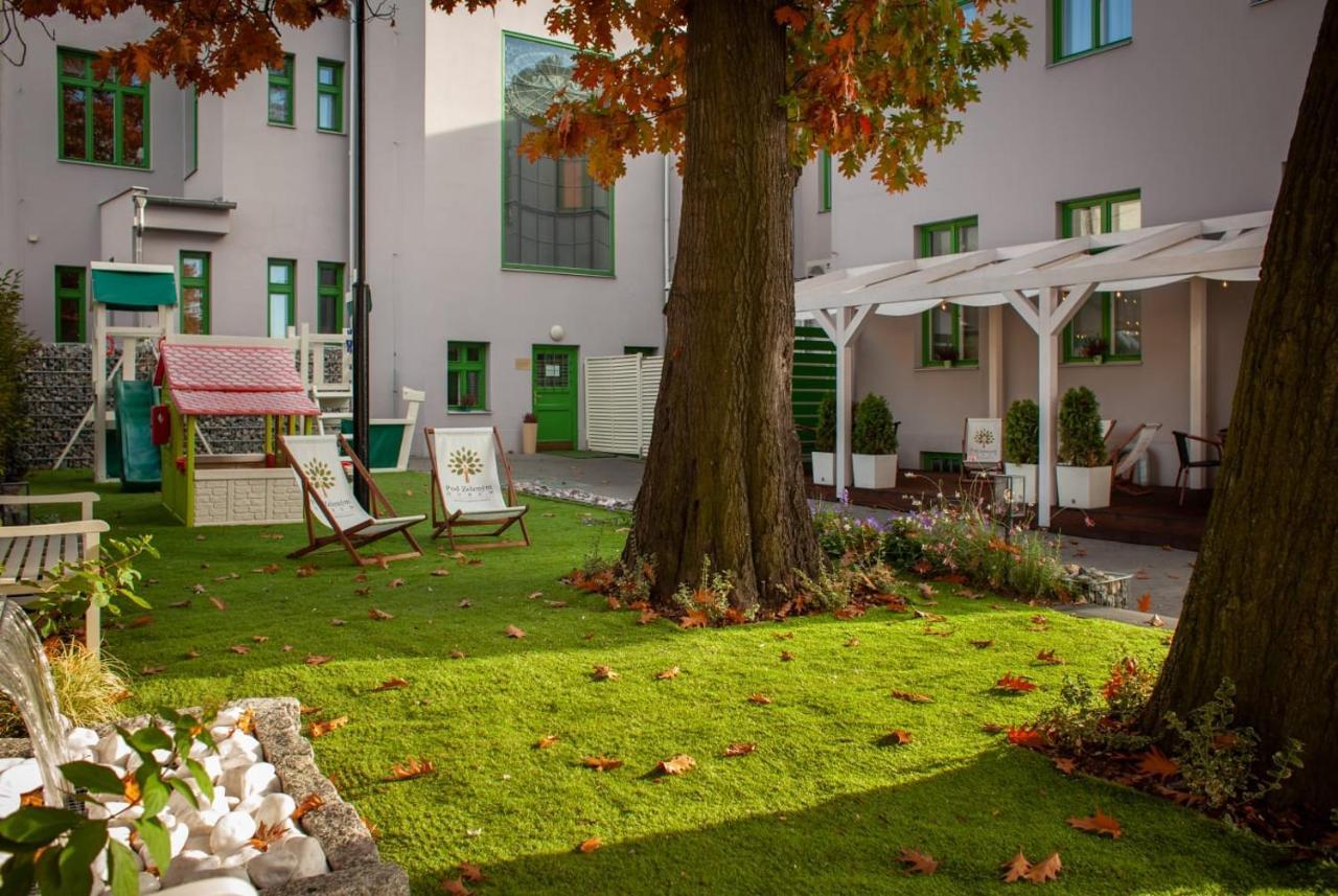 Hotel Pod Zelenym Dubem Bohumín Εξωτερικό φωτογραφία