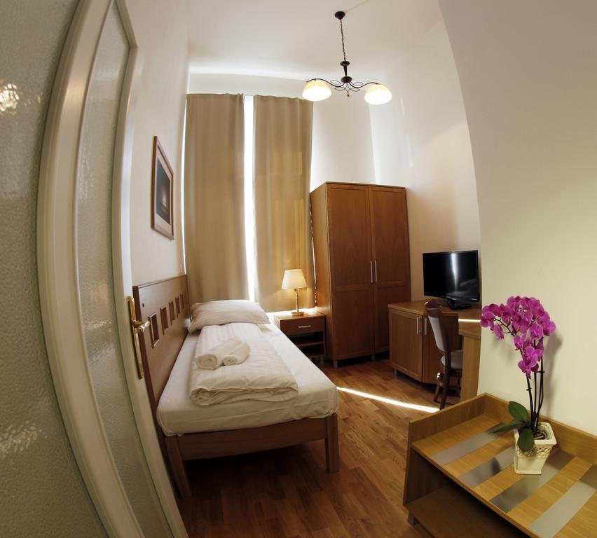 Hotel Pod Zelenym Dubem Bohumín Εξωτερικό φωτογραφία